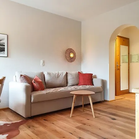 Alpenflair Mit Balkon - Inkl Parkplatz #3 Инсбрук